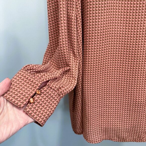 Adrianna Papell Tie Neck Popover Blouse Elegant Dusty Pink Geo Print Plus 2X NWT - Picture 4 of 12